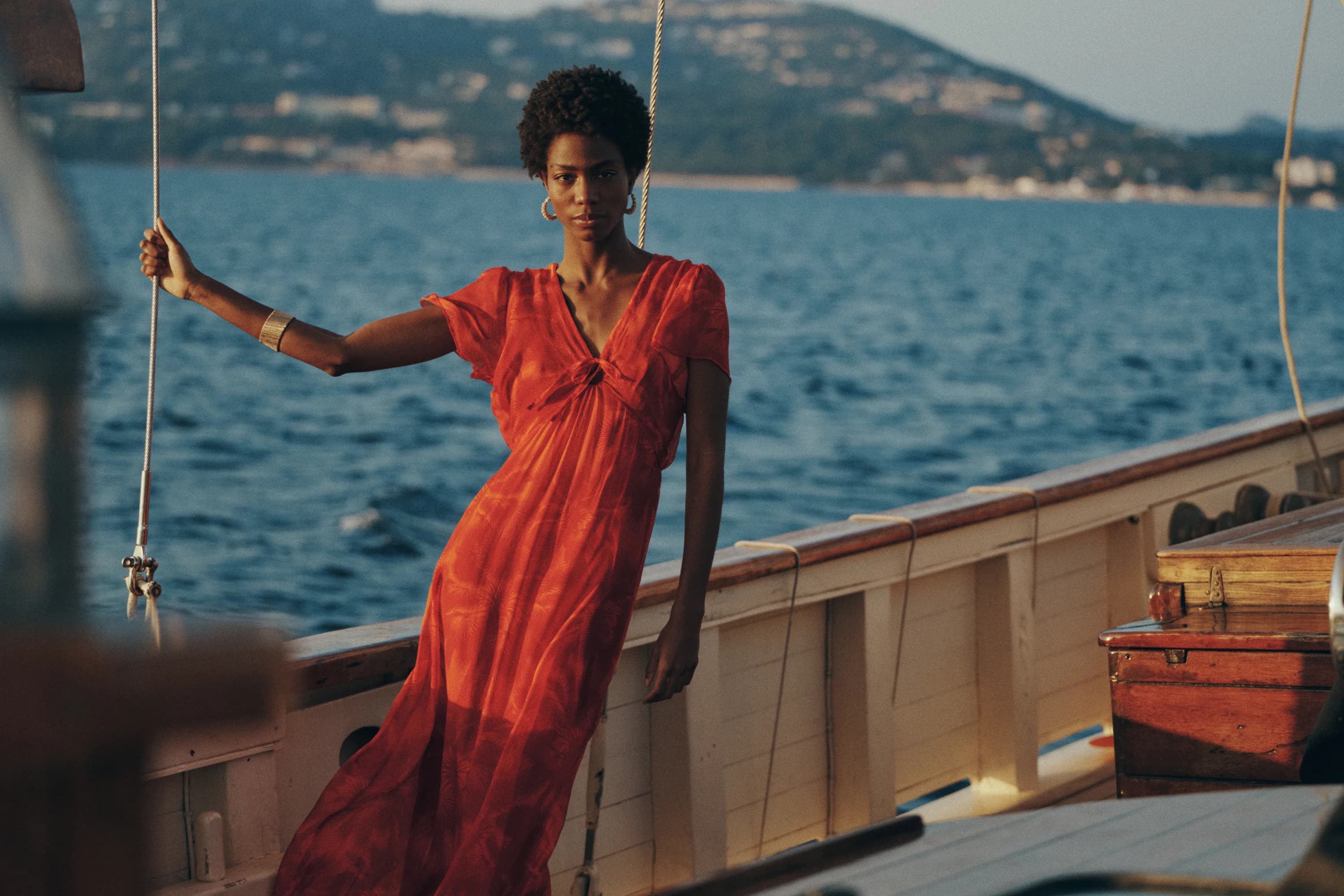 Testimonial Background